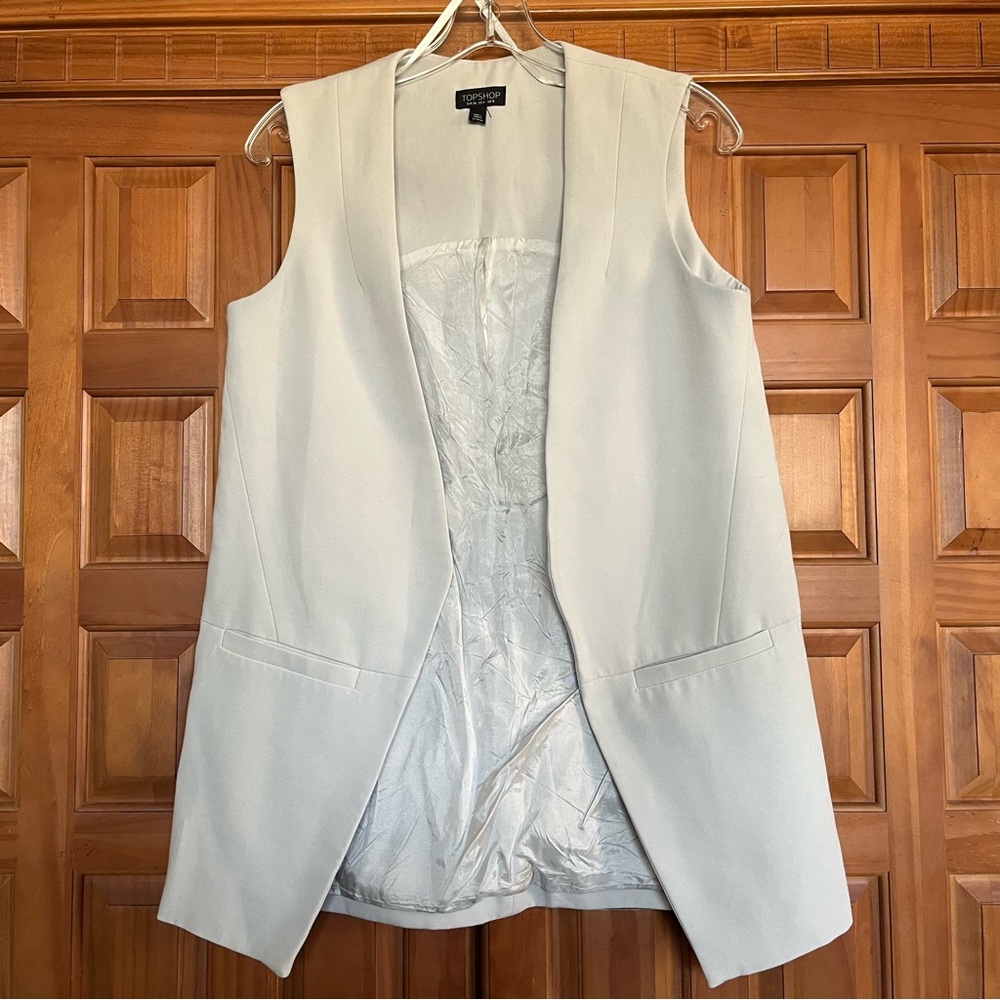 Topshop Gray Long Open-Front Vest Size 4!